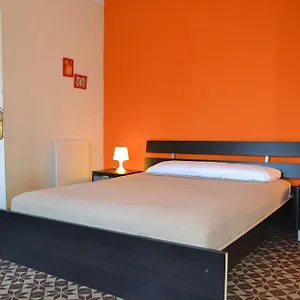 blue-hostel.topbarcelonahotels.com/